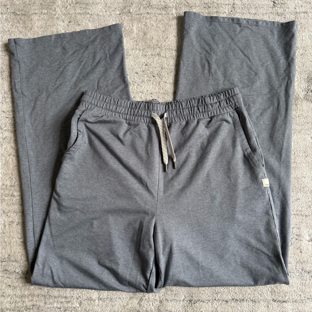 Vuori Halo Essential Wideleg Pant Heathered Gray Dream Knit Sz M